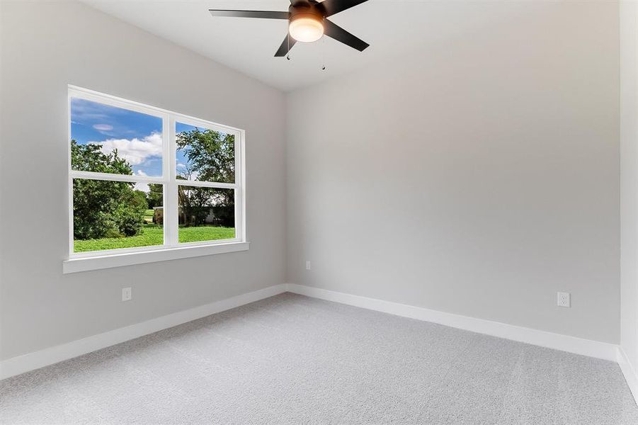 Spacious, unfurnished interior of a new home in , Marble Falls (Image 11).