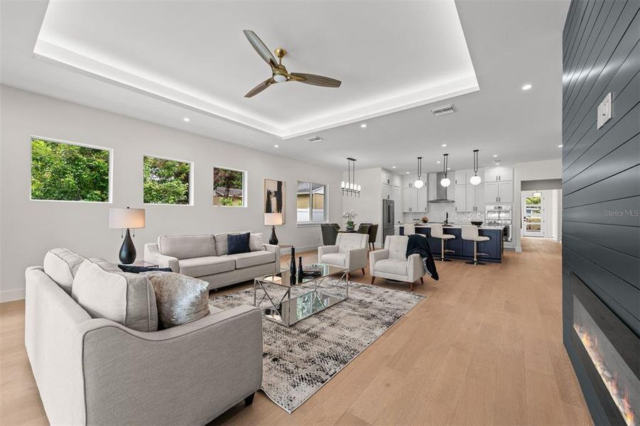 Furnished interior view inside a new home in , Orlando (Image 17).