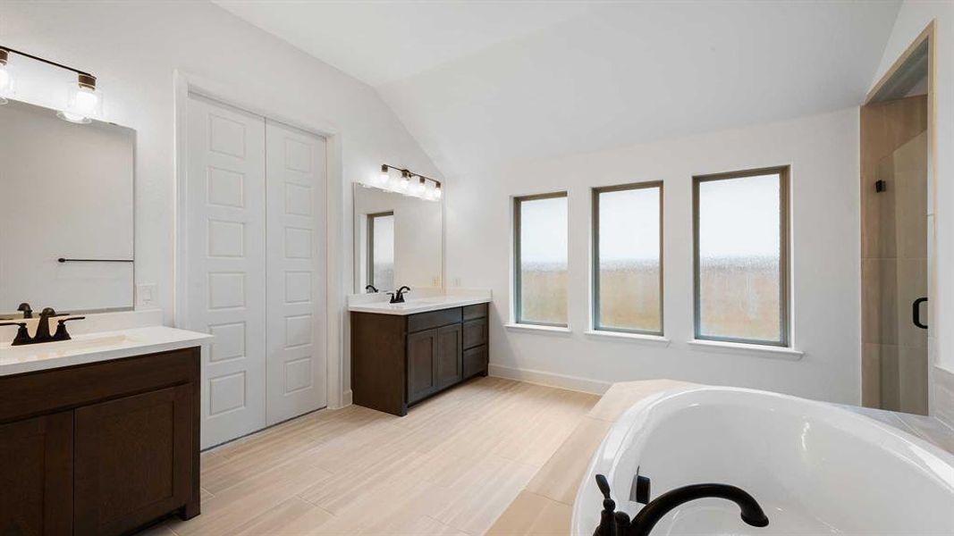 Furnished interior view inside a new home in Hillstead, Lavon (Image 9).