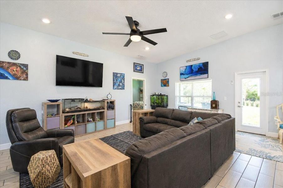 Furnished interior view inside a new home in Juliette Falls, Dunnellon (Image 11). Furnished interior view inside a new home in Juliette Falls, Dunnellon (Image 11).