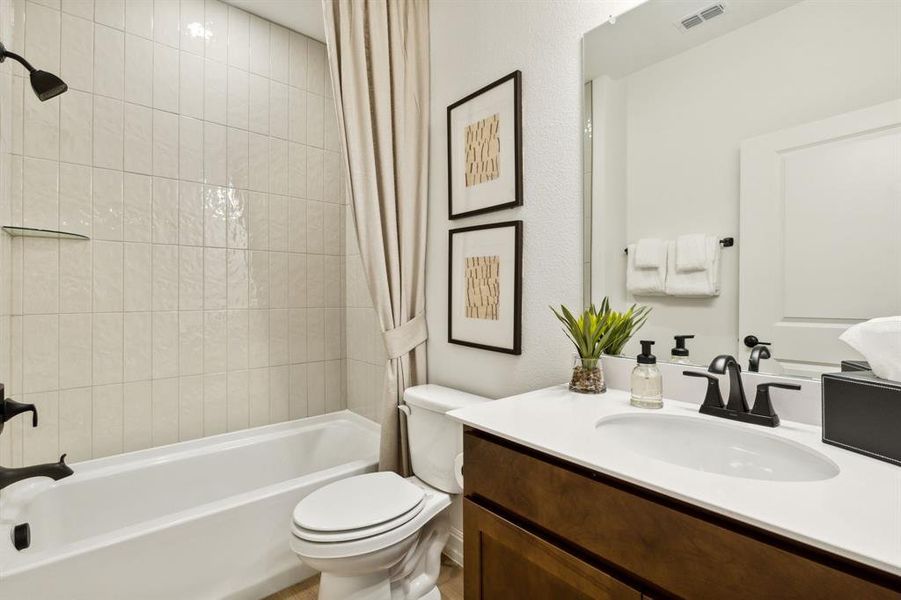 *Model Representation - Spacious secondary bathroom