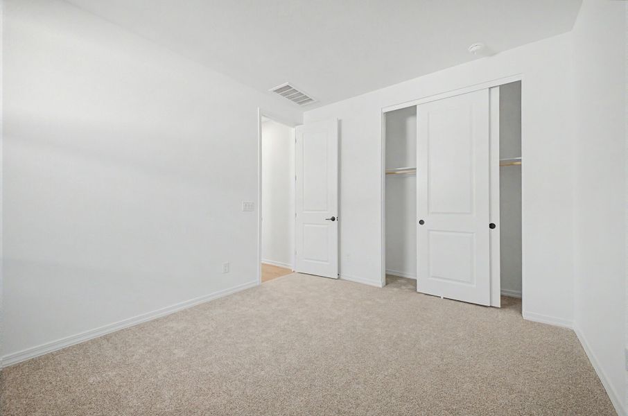Spacious, unfurnished interior of a new home in White Tank Vistas, Waddell (Image 12). Spacious, unfurnished interior of a new home in White Tank Vistas, Waddell (Image 12).