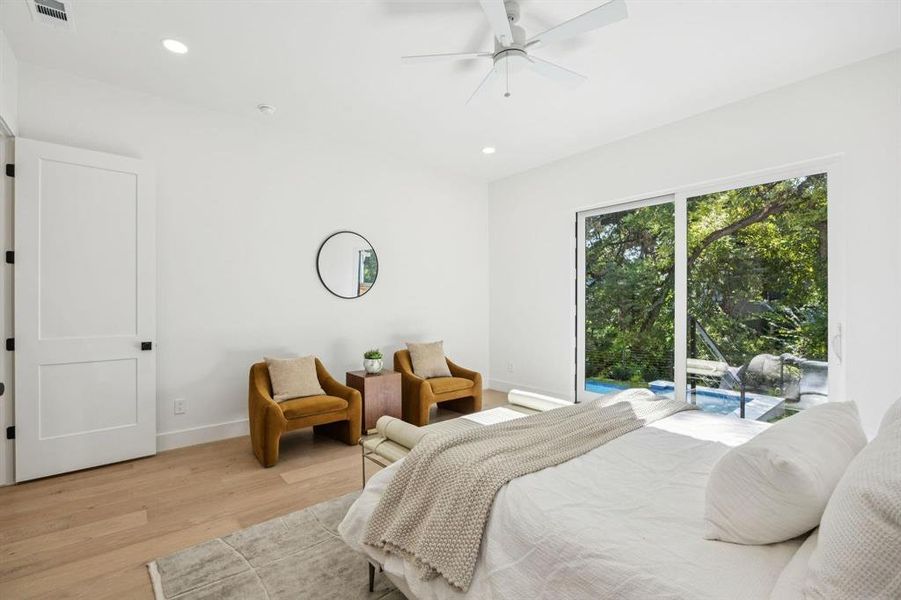 Furnished interior view inside a new home in , Dallas (Image 28).