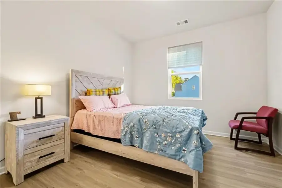 Furnished interior view inside a new home in , Dallas (Image 5).