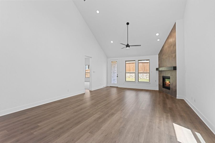 4br New Home in Argyle, TX.  - Slide 18