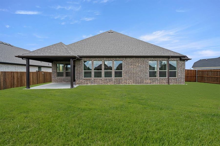 DFW-Redden Farms-Concept 2622-3457 Shorthorn Lane-Back Exterior-Risewell Homes-2