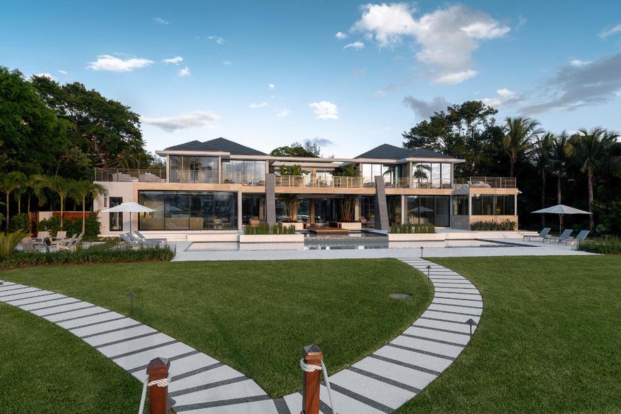 488 S Beach Rd, Jupiter Island, 33455-28