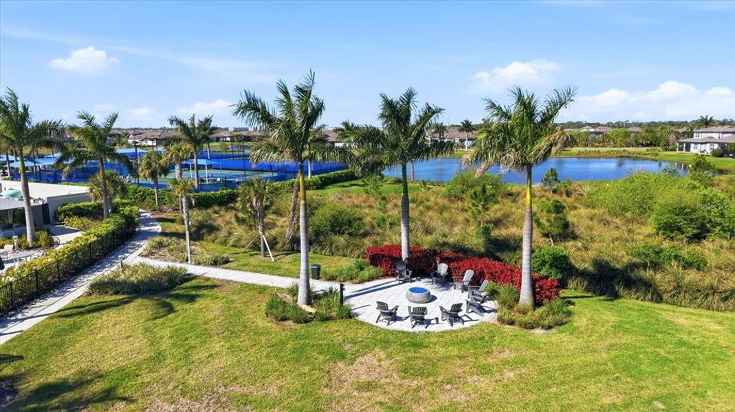 Community amenities in , Parrish (Image 49).