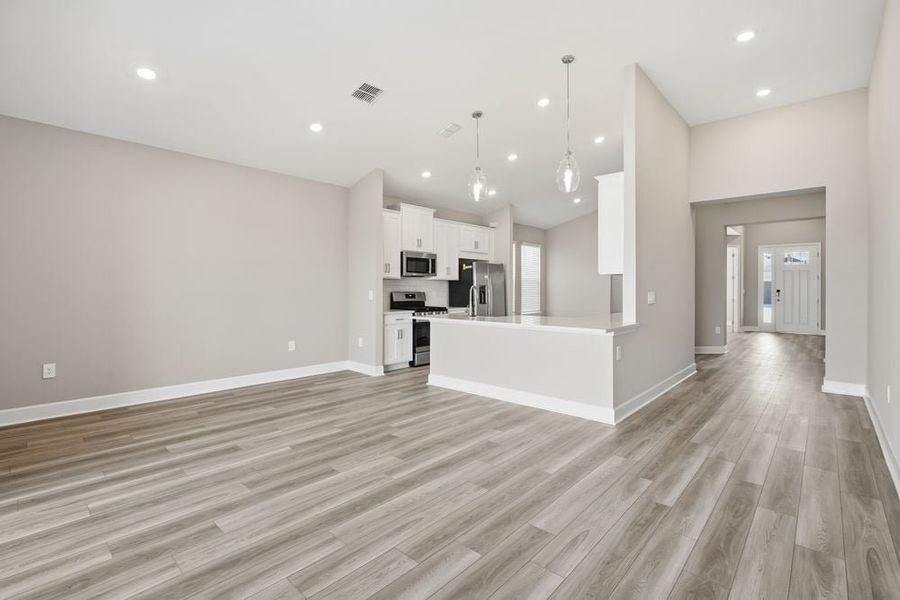 Spacious, unfurnished interior of a new home in Firethorn, Parrish (Image 7). Spacious, unfurnished interior of a new home in Firethorn, Parrish (Image 7).