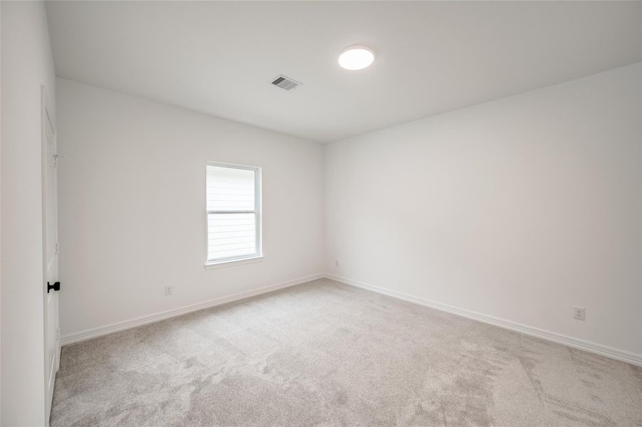 Spacious, unfurnished interior of a new home in , Missouri City (Image 24).