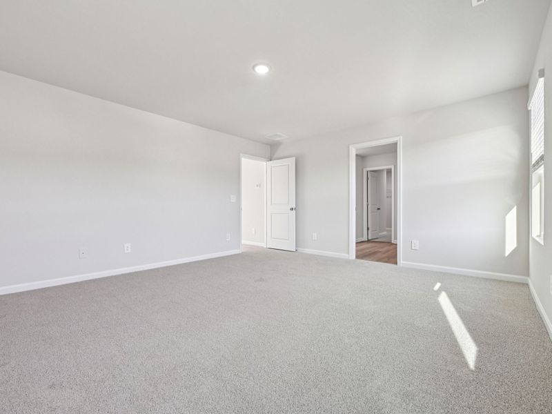 Spacious, unfurnished interior of a new home in Oak Manor - Signature Series, Garner (Image 14). Spacious, unfurnished interior of a new home in Oak Manor - Signature Series, Garner (Image 14).