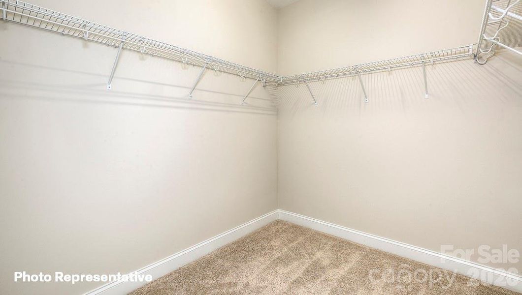 Spacious, unfurnished interior of a new home in Sylvan Creek, Denver (Image 17).