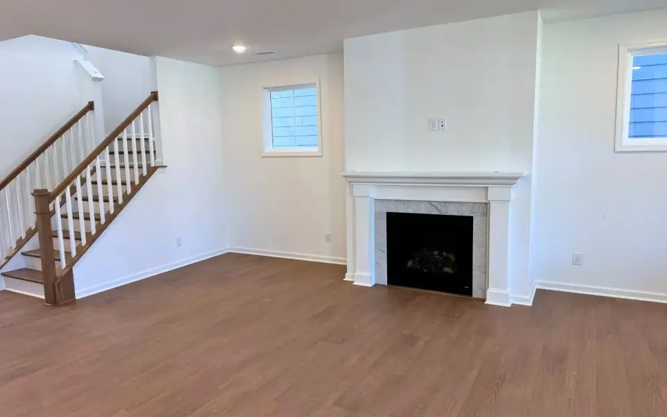 Spacious, unfurnished interior of a new home in Wendell Falls, Wendell (Image 7).