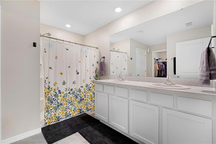 Furnished interior view inside a new home in Autumn Glen, Belleview (Image 16).