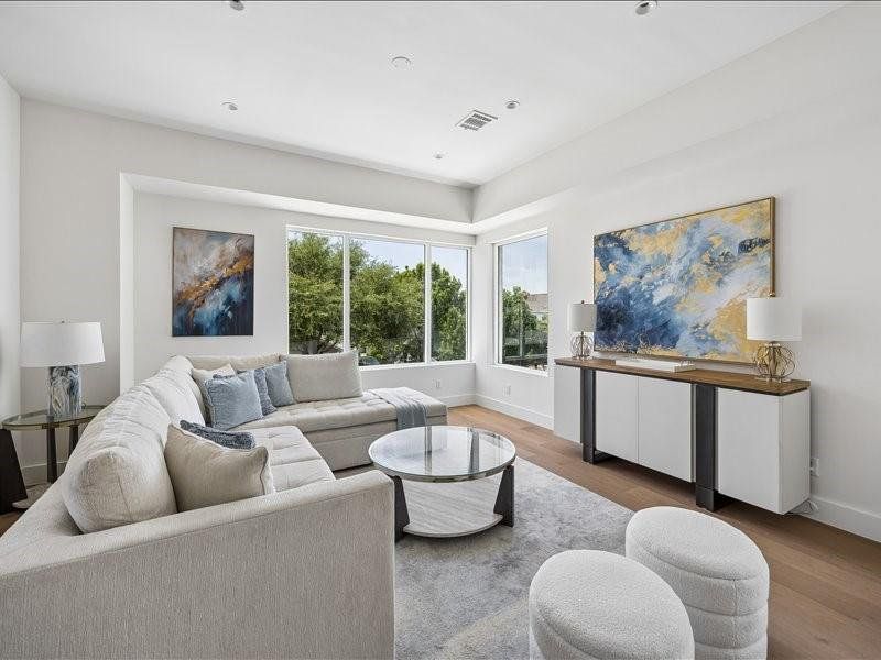 Furnished interior view inside a new home in , Houston (Image 16).