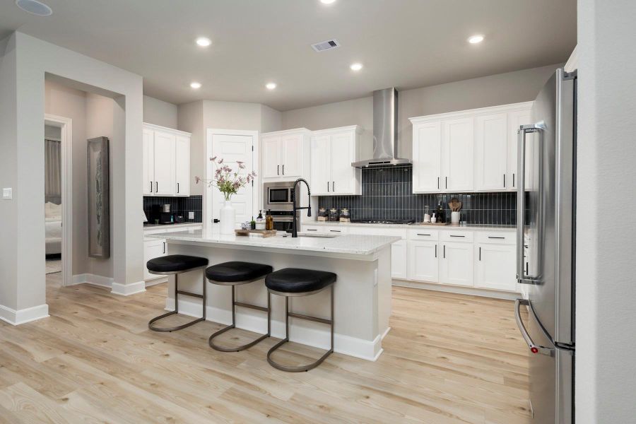 Furnished interior view inside a new home in Sierra Vista, Iowa Colony (Image 10).