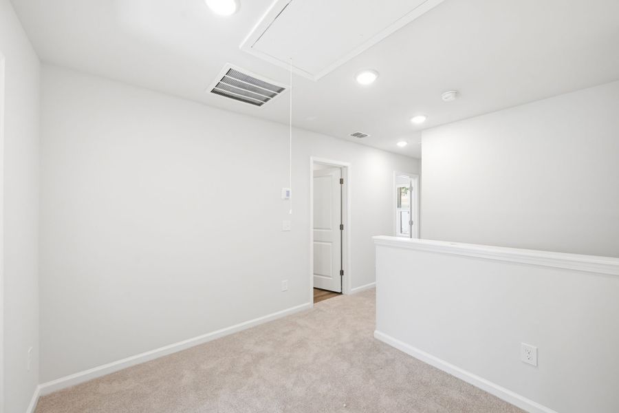 Spacious, unfurnished interior of a new home in Grand Arbor, Blythewood (Image 15).