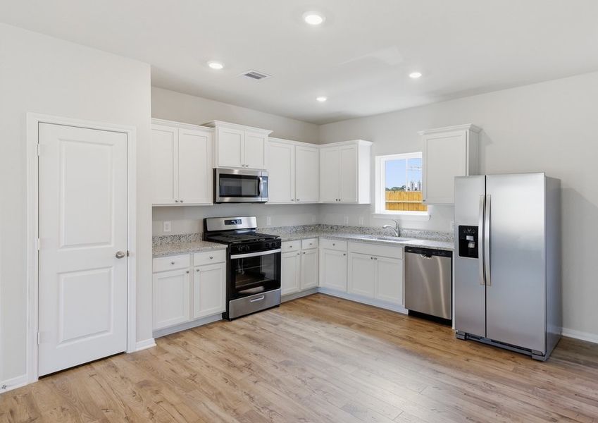 Vaughn - TX | Kitchen – Wide View