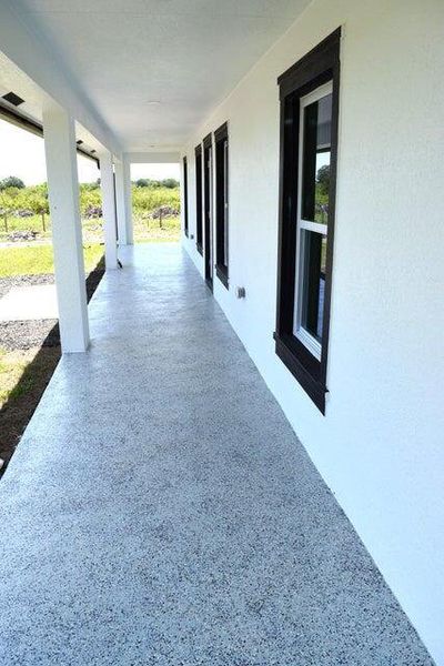 Exterior details and patio area of a home in , Okeechobee (Image 1). Exterior details and patio area of a home in , Okeechobee (Image 1).