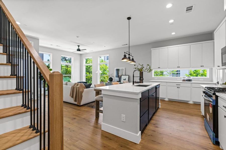 Furnished interior view inside a new home in , Dallas (Image 25).