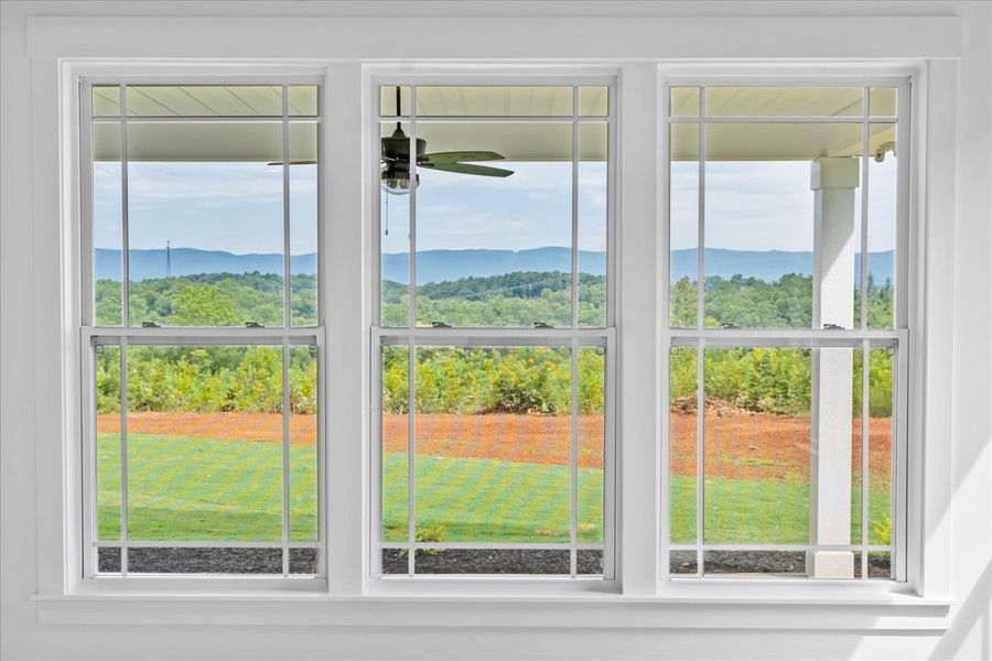 Representative unfurnished interior of a home built from the Converse Elite by Enchanted Homes in Pointe Summit, Slater-Marietta (Image 22).