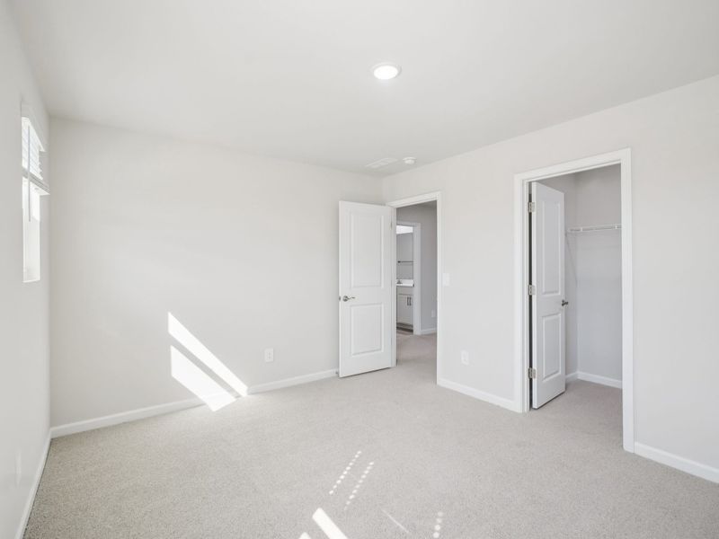 Spacious, unfurnished interior of a new home in Oak Manor - Signature Series, Garner (Image 25). Spacious, unfurnished interior of a new home in Oak Manor - Signature Series, Garner (Image 25).