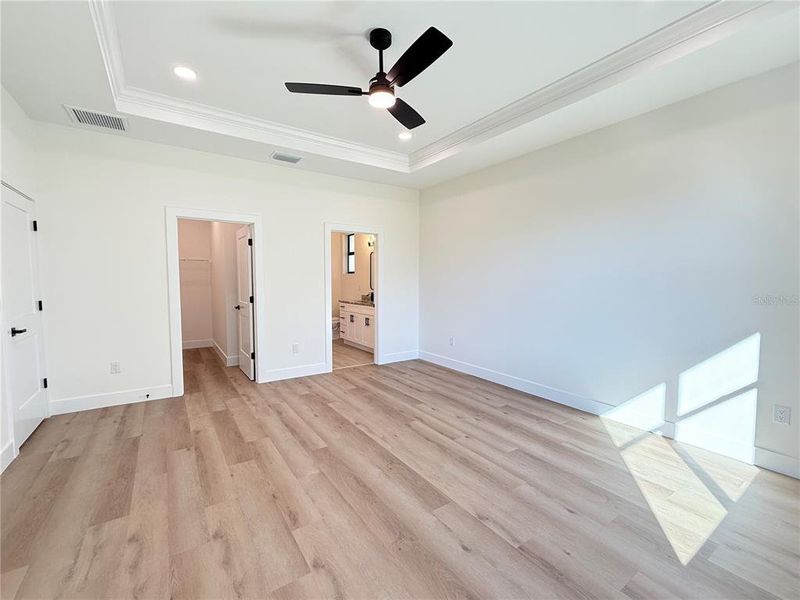 Spacious, unfurnished interior of a new home in , Port Charlotte (Image 16). Spacious, unfurnished interior of a new home in , Port Charlotte (Image 16).