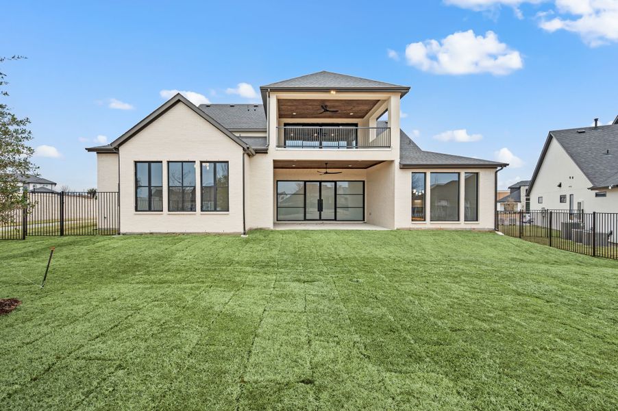 Exterior details and patio area of a home in Montclair, Prosper (Image 28).
