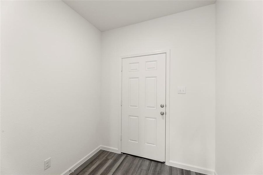 04. 14156 Donahue - Entry 04. 14156 Donahue - Entry