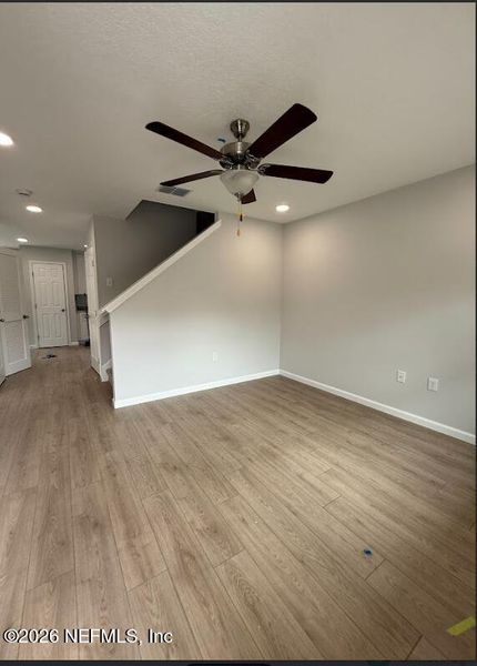 Spacious, unfurnished interior of a new home in , Jacksonville (Image 12).