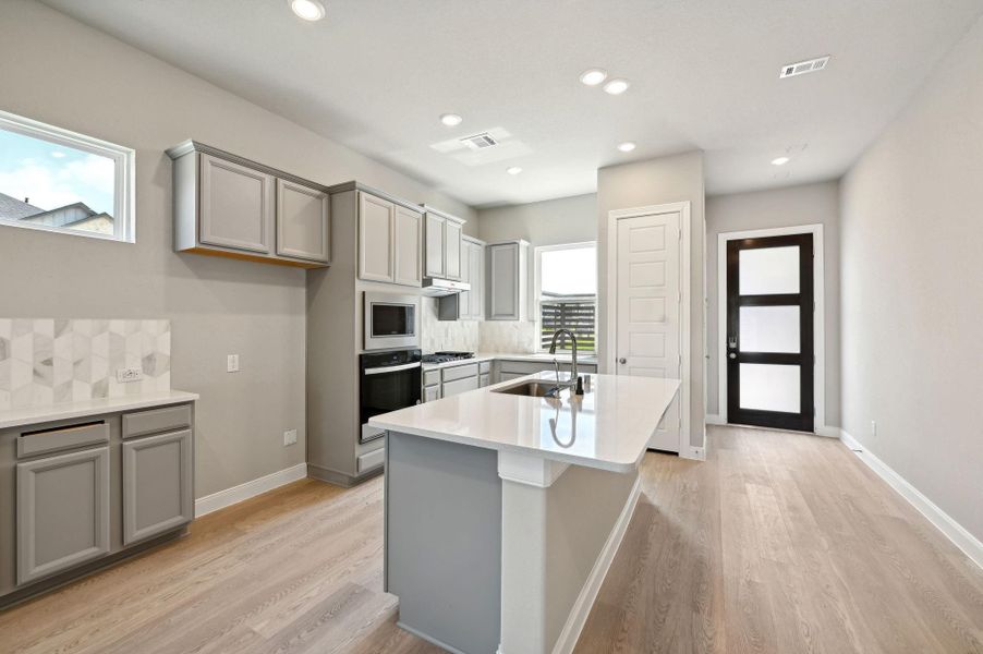 Photo is not of the actual home but is an inspirational photo of builder’s model home and may depict options, furnishings, and/or decorator features that are not included. Photo is not of the actual home but is an inspirational photo of builder’s model home and may depict options, furnishings, and/or decorator features that are not included.