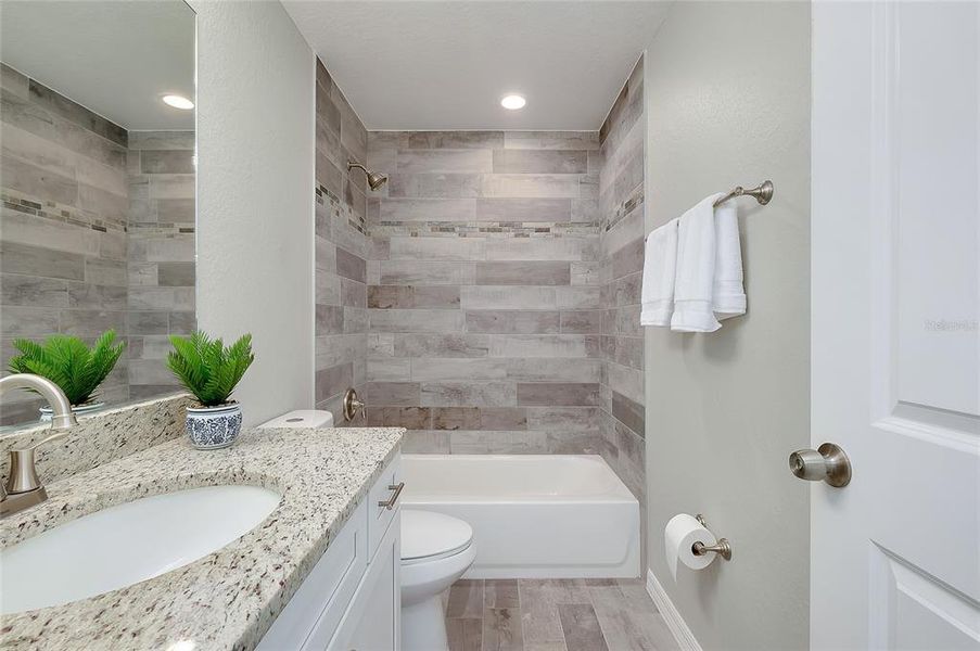 Furnished interior view inside a new home in , Englewood (Image 33).