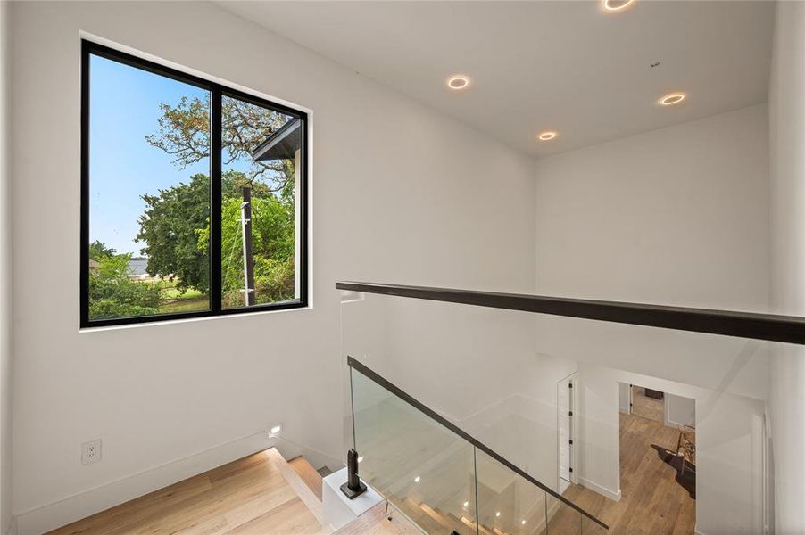 Spacious, unfurnished interior of a new home in , Southlake (Image 19).