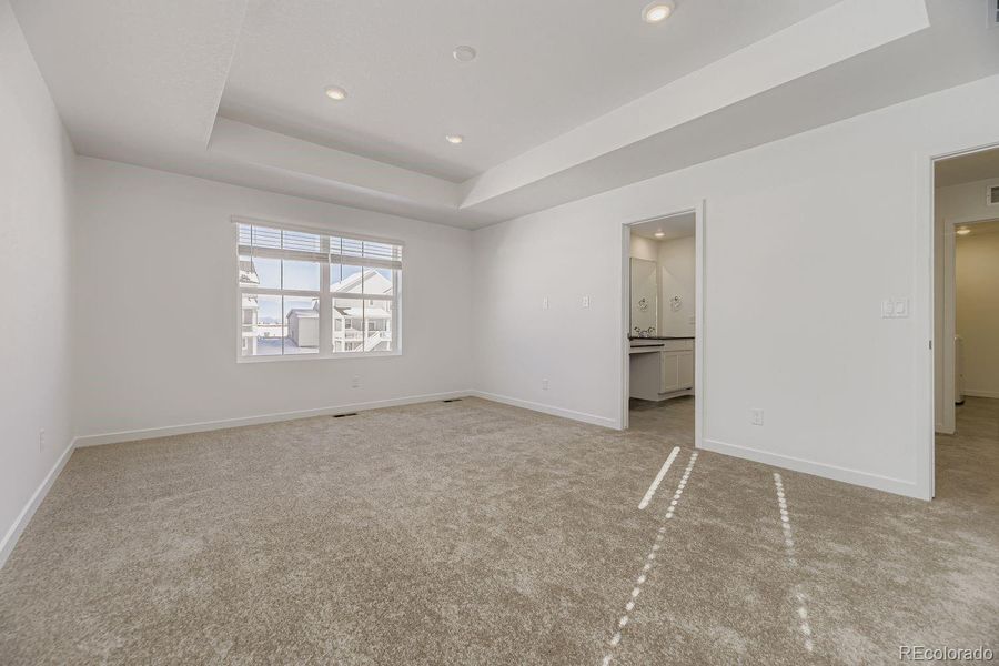 Spacious, unfurnished interior of a new home in Independence: The Pioneer Collection, Elizabeth (Image 11).