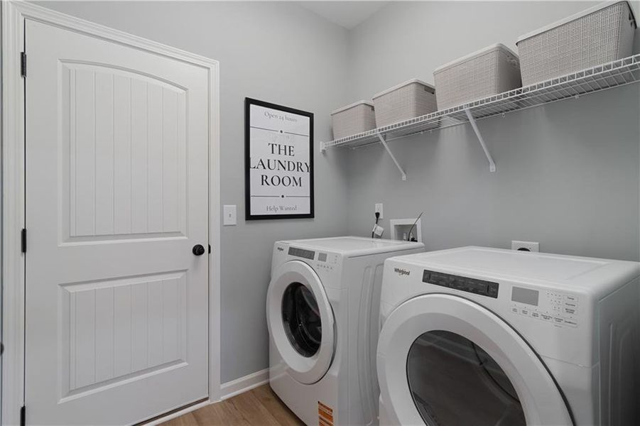 Furnished interior view inside a new home in Abbotts Crossing, Conyers (Image 12).