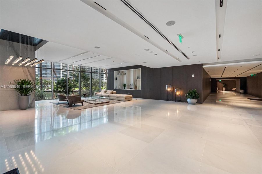 Community amenities in , Miami (Image 29).