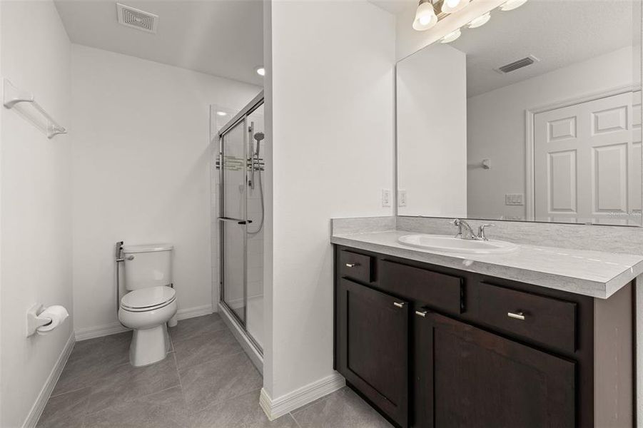 Furnished interior view inside a new home in , Davenport (Image 9).