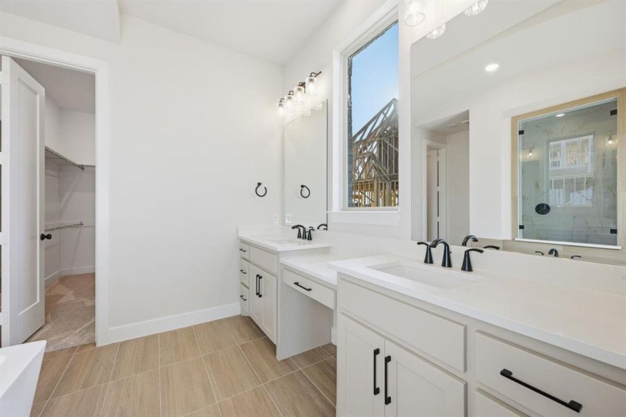 Furnished interior view inside a new home in Star Trail, Prosper (Image 10).