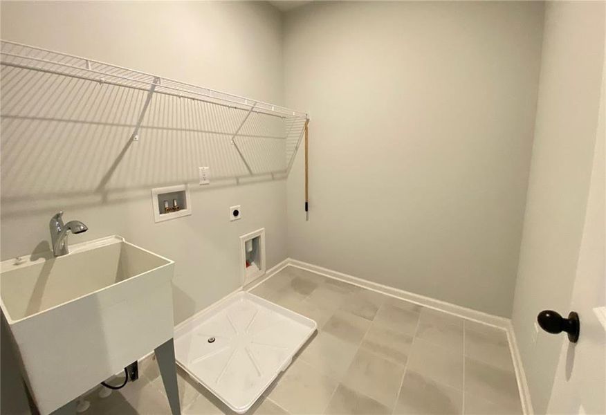 Spacious, unfurnished interior of a new home in , Lilburn (Image 57).