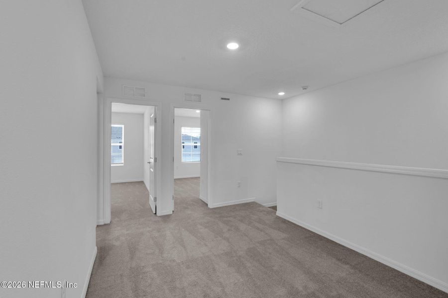 Spacious, unfurnished interior of a new home in , Jacksonville (Image 22).