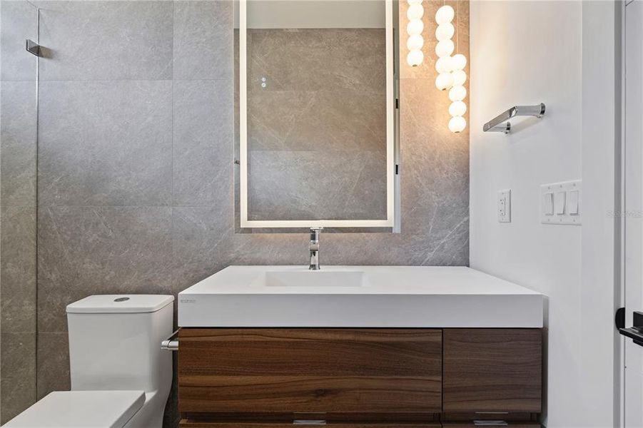 Furnished interior view inside a new home in , St. Petersburg (Image 27).