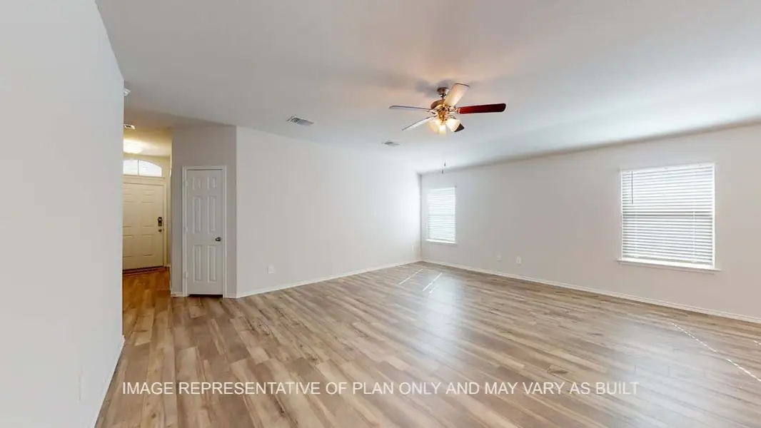 Spacious, unfurnished interior of a new home in Three Creeks - Colt Creek, Belton (Image 10).