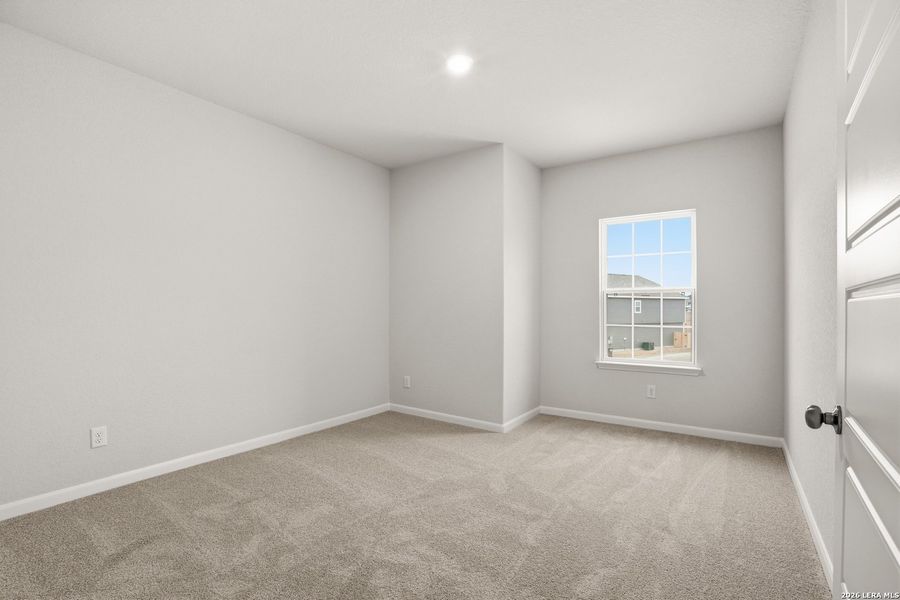 Spacious, unfurnished interior of a new home in Katzer Ranch, Converse (Image 19).