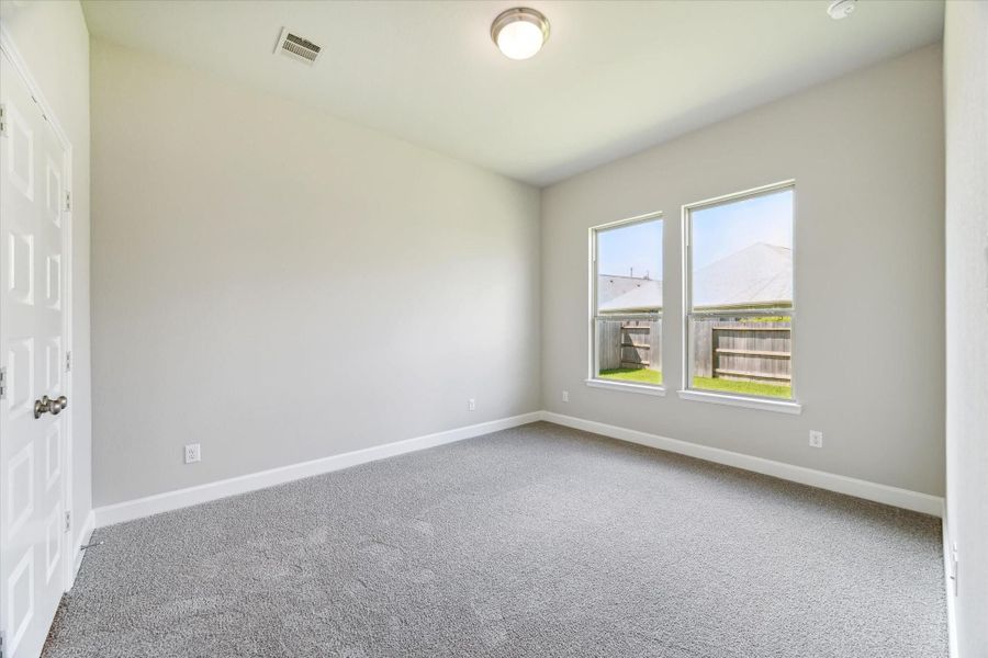 Spacious, unfurnished interior of a new home in Escondido, Magnolia (Image 16).