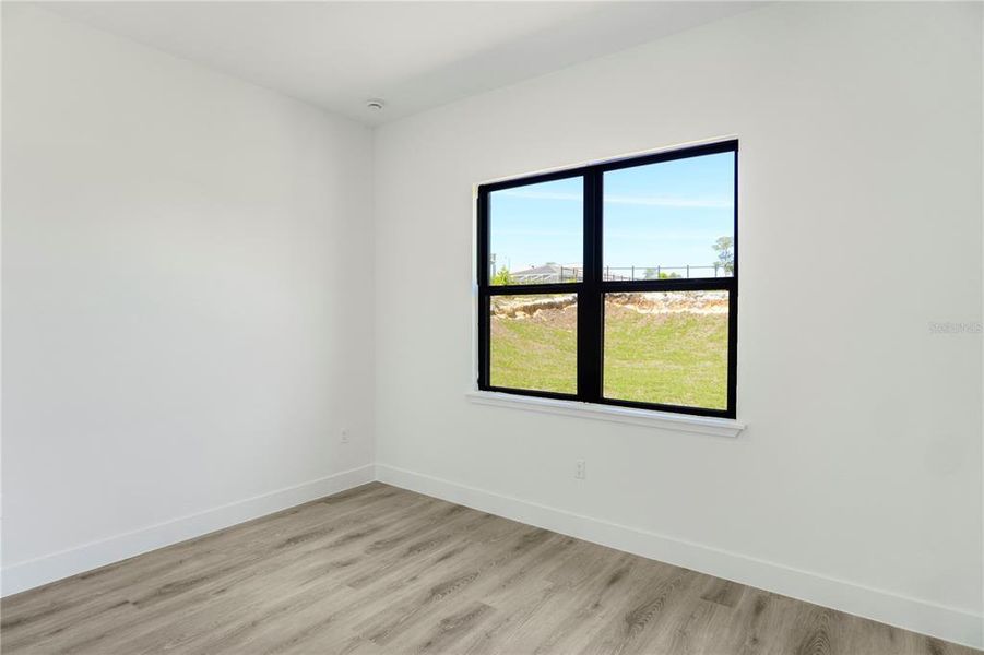 Spacious, unfurnished interior of a new home in , Ocala (Image 32).