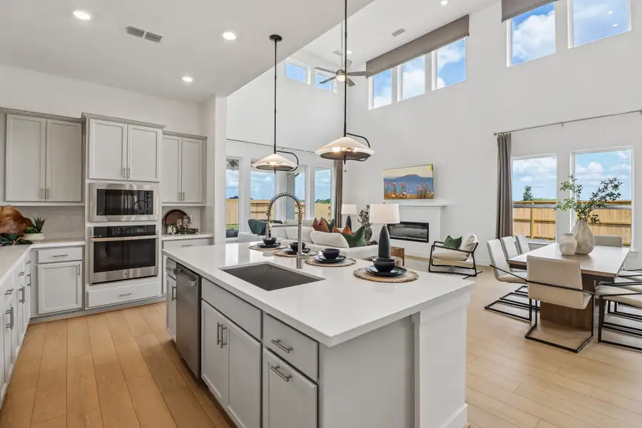 Representative furnished interior of a home built from the Sullivan by Taylor Morrison in Ryehill, Rosenberg (Image 7).