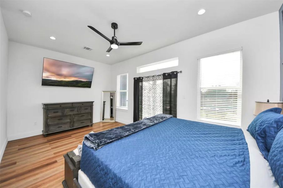 Furnished interior view inside a new home in , Houston (Image 19). Furnished interior view inside a new home in , Houston (Image 19).
