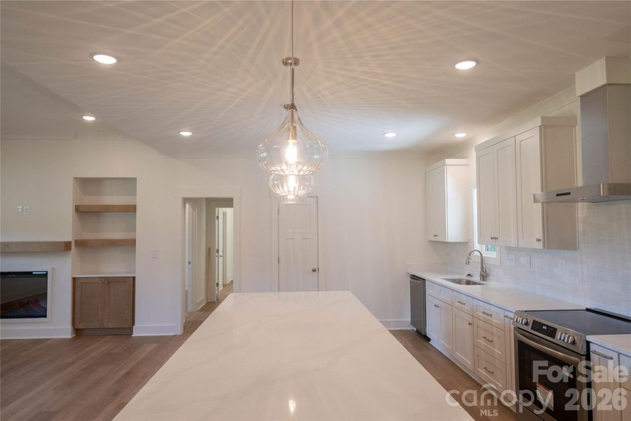 Image 32 of a home in . Image 32 of a home in .