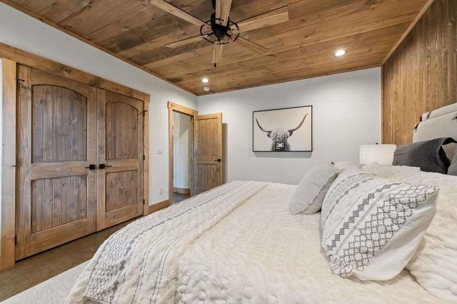 Furnished interior view inside a new home in , Blue Ridge (Image 17).