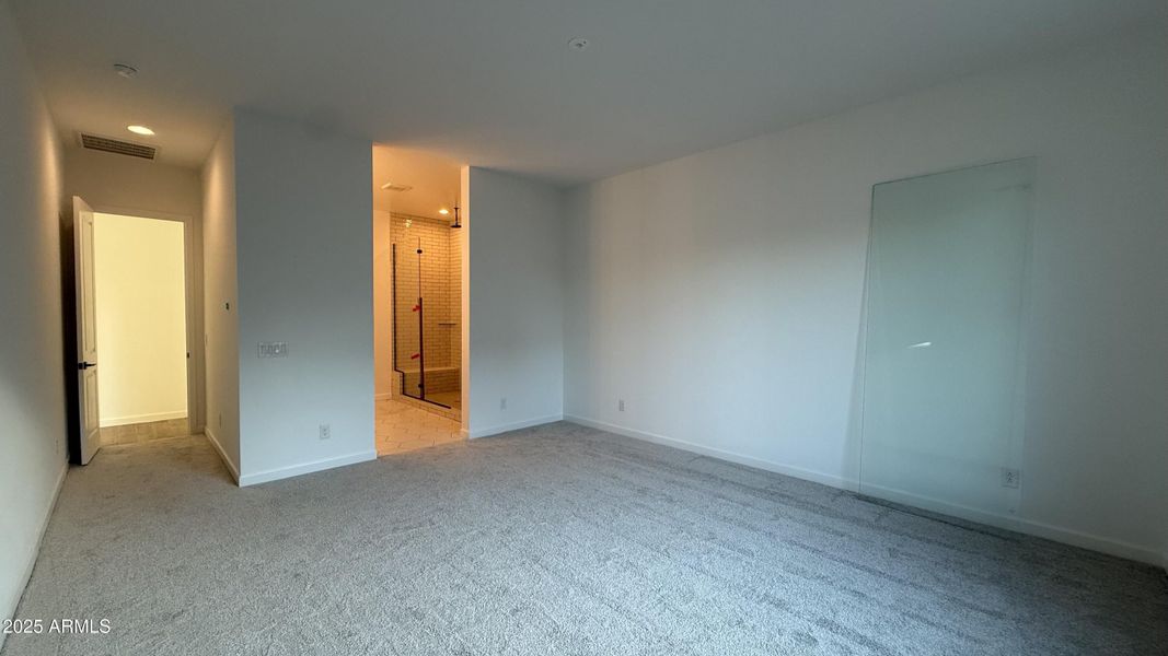 022 - Owner's Suite 022 - Owner's Suite